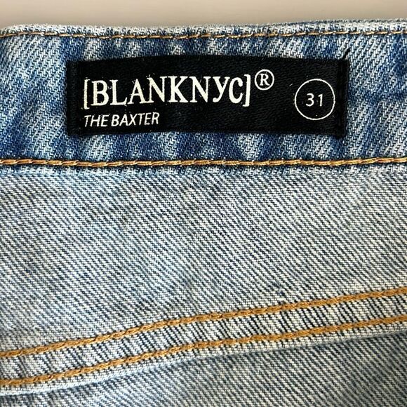 NWT BLANK NYC Baxter Rib Cage Jean With Ripped Knee Size 31 - Picture 7 of 16